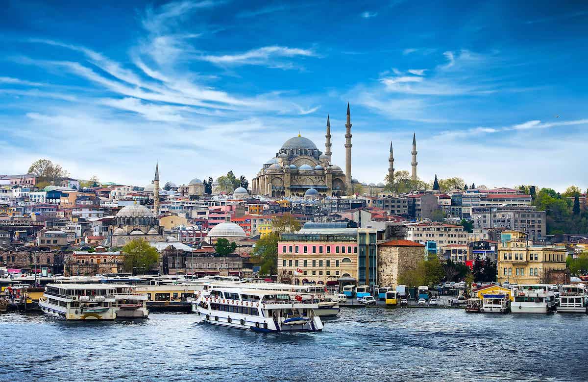 Visiting Istanbul: Exploring the Rich Culture and History of Turkey's Largest City